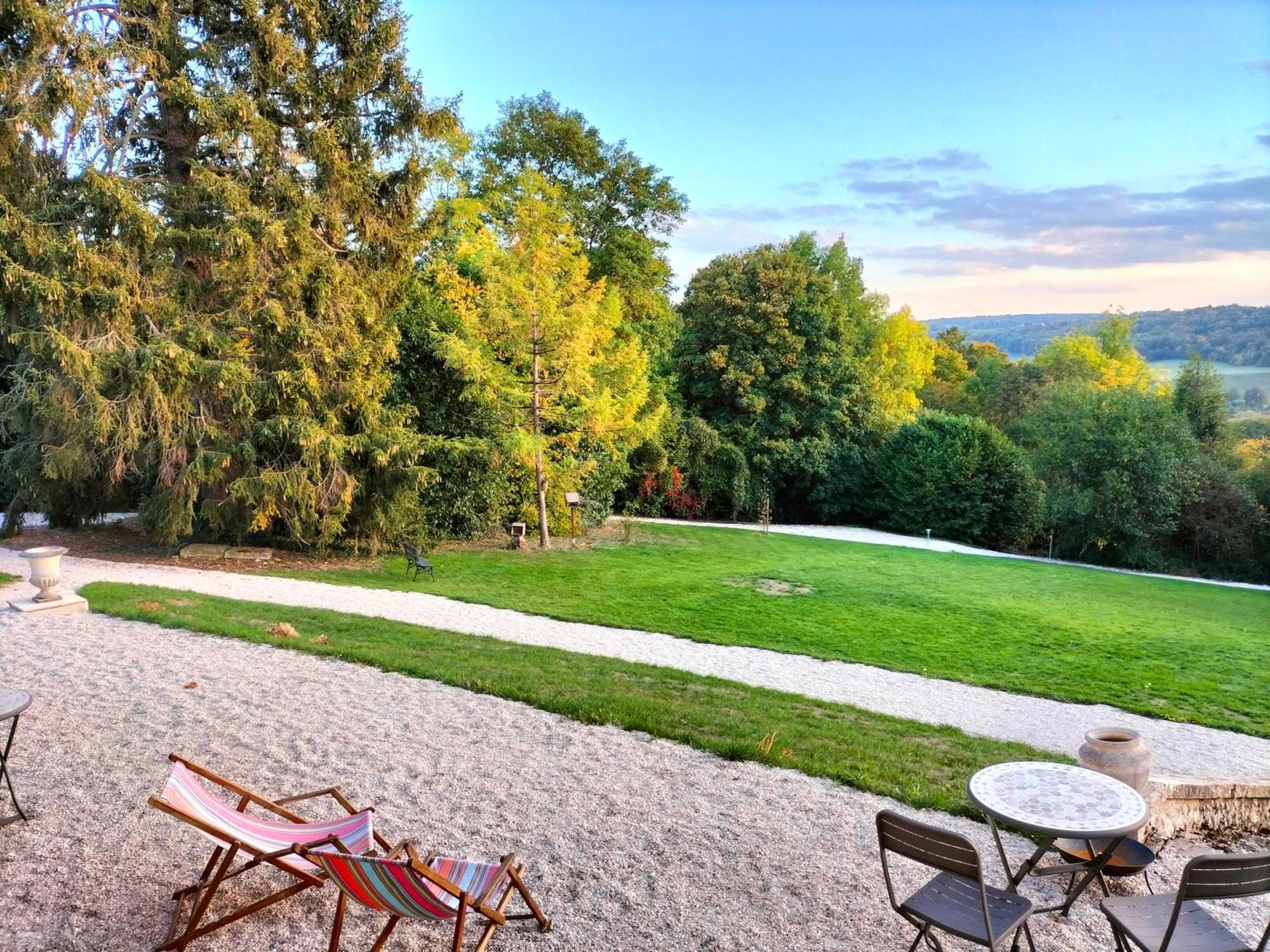 Demeure De La Garenne Bed & Breakfast Montmirail  Exterior photo