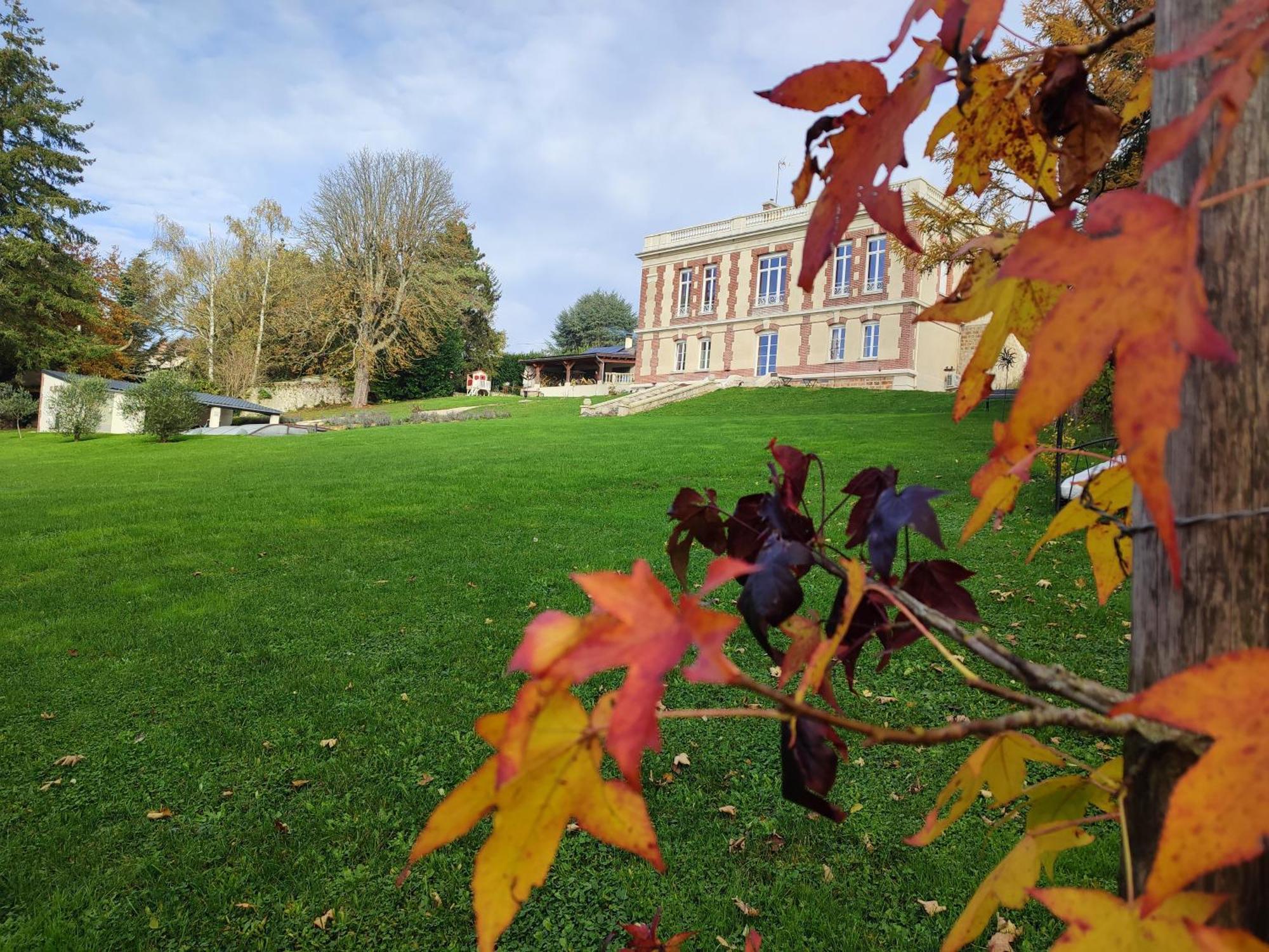 Demeure De La Garenne Bed & Breakfast Montmirail  Exterior photo