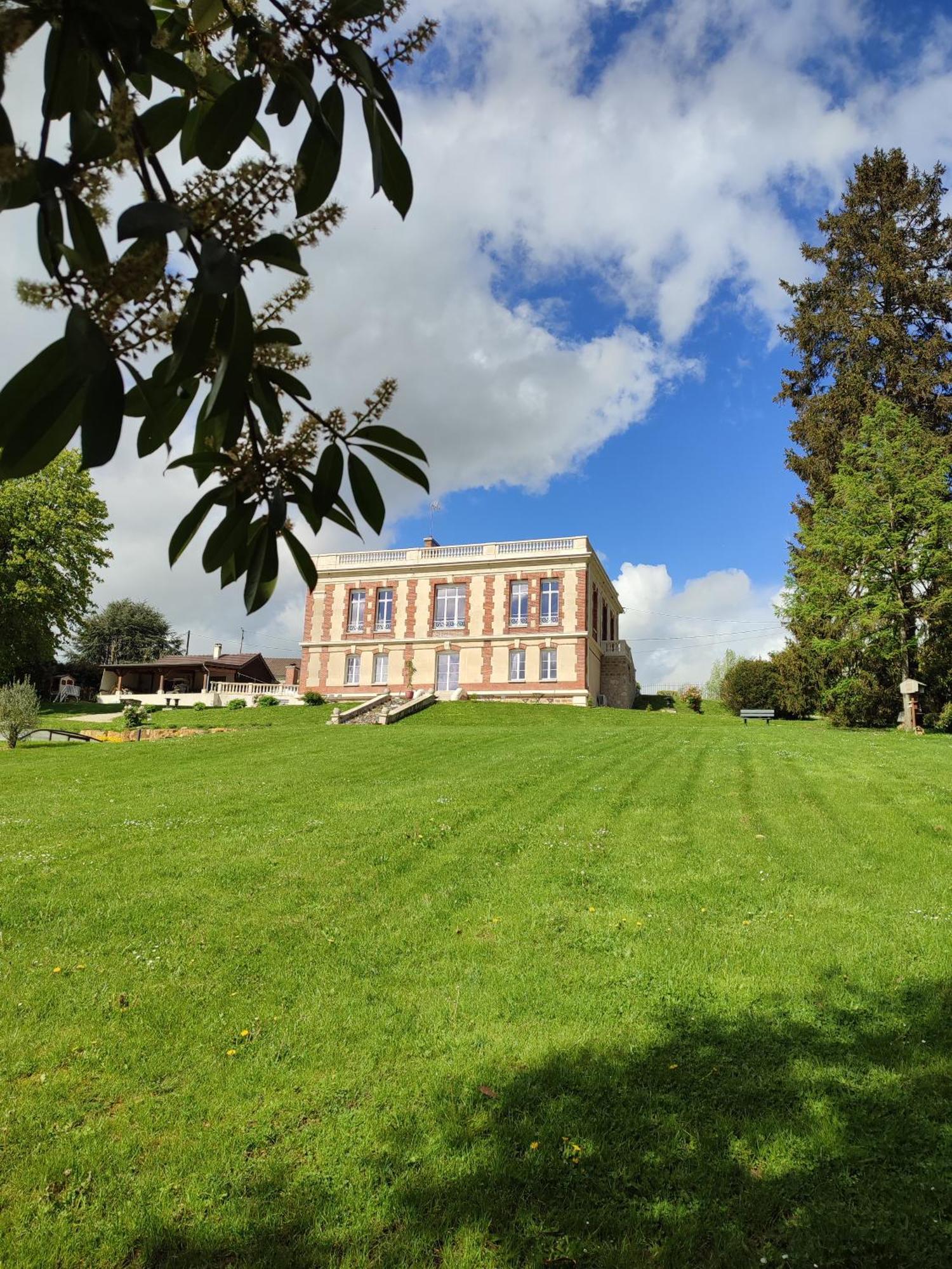 Demeure De La Garenne Bed & Breakfast Montmirail  Exterior photo